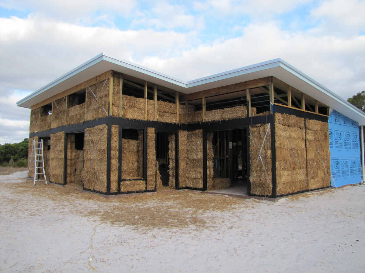 Building for a Changing Climate: Alternative Wall Assemblies for High Thermal Performance 2 Straw bale construction of house