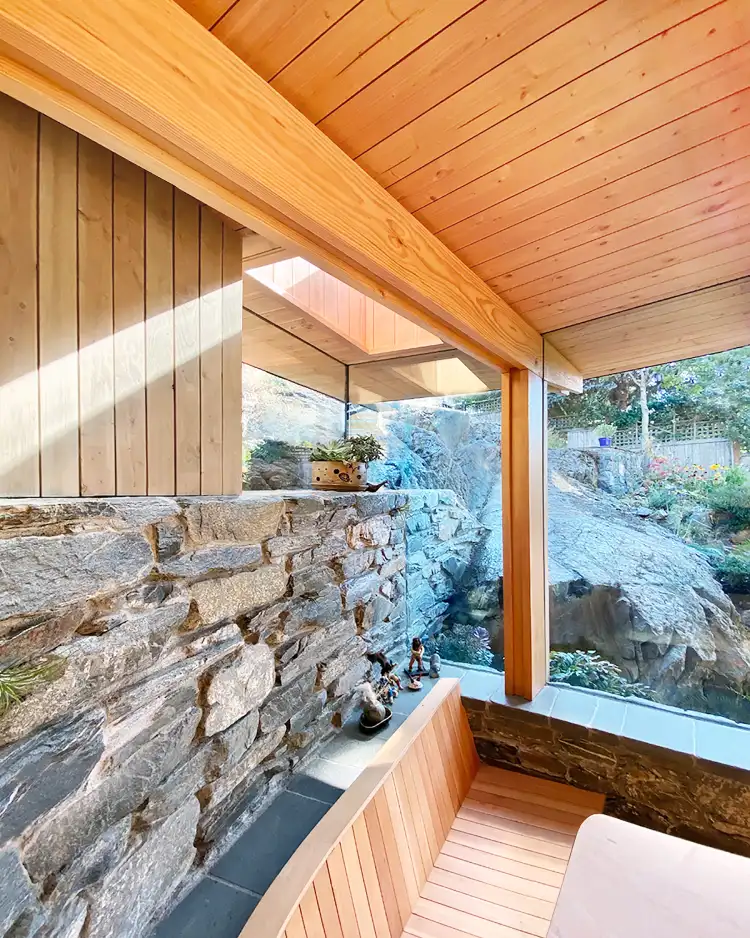 Bruce Greenway, Architect - Grotto house - stone detail