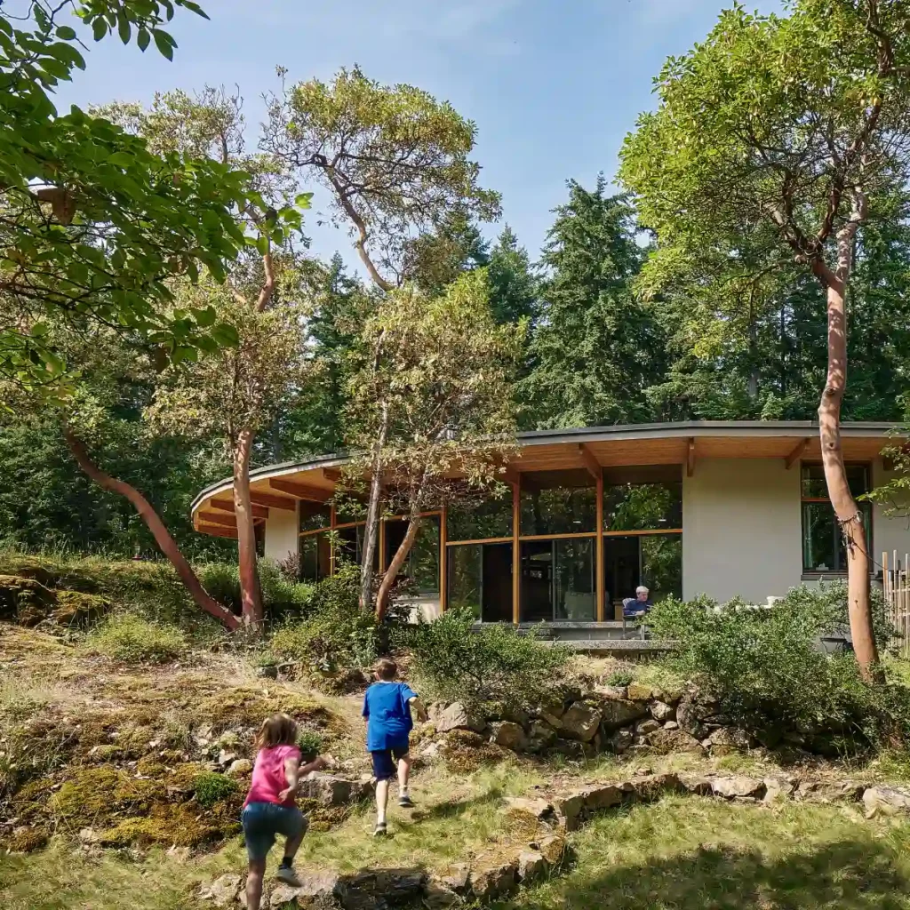 Passive solar ecohouse 