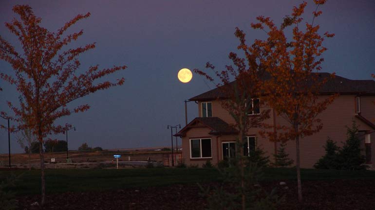 SOLAR SEASONAL STORAGE: Q&A with Doug McClenahan of NRCan 2 Drake Landing Solar Community