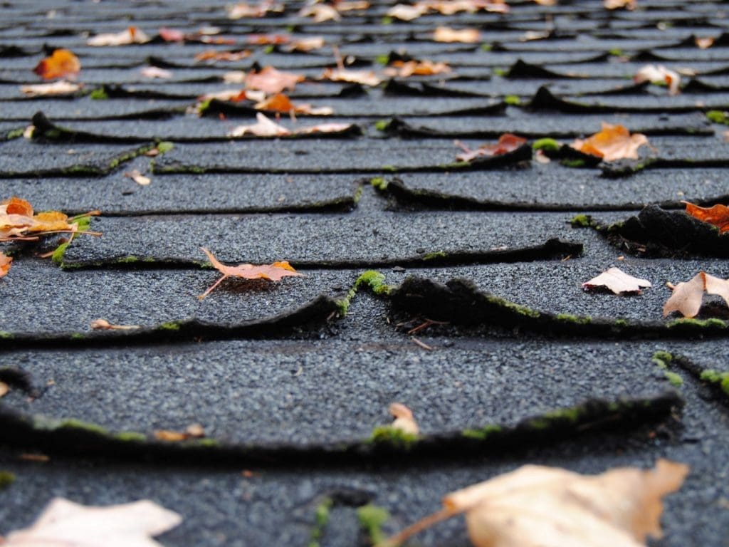 PREVENTION THROUGH DESIGN: A new approach to reduce construction risks 5 Asphalt roof shingles - Prevention through design