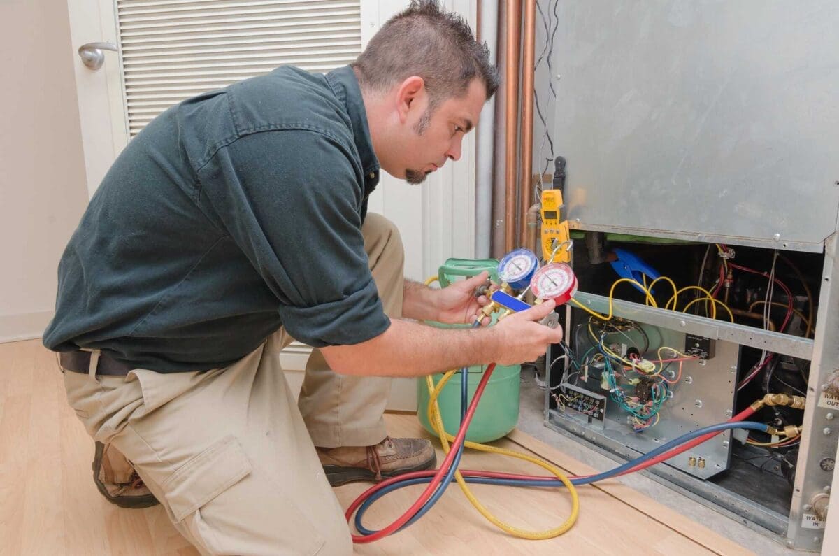 Federal Govt Introduces the Canada Green Buildings Strategy 2 Heat Pump
