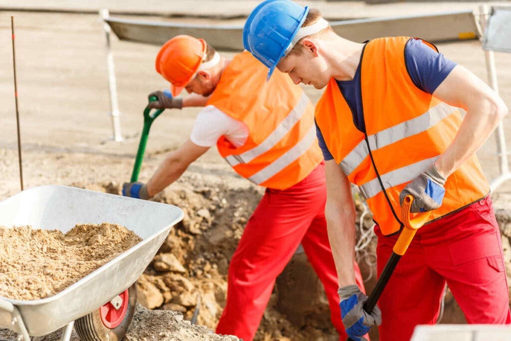 Why Efficient Crew Management Is a Hidden Factor in Sustainable Construction 10 construction crew digging