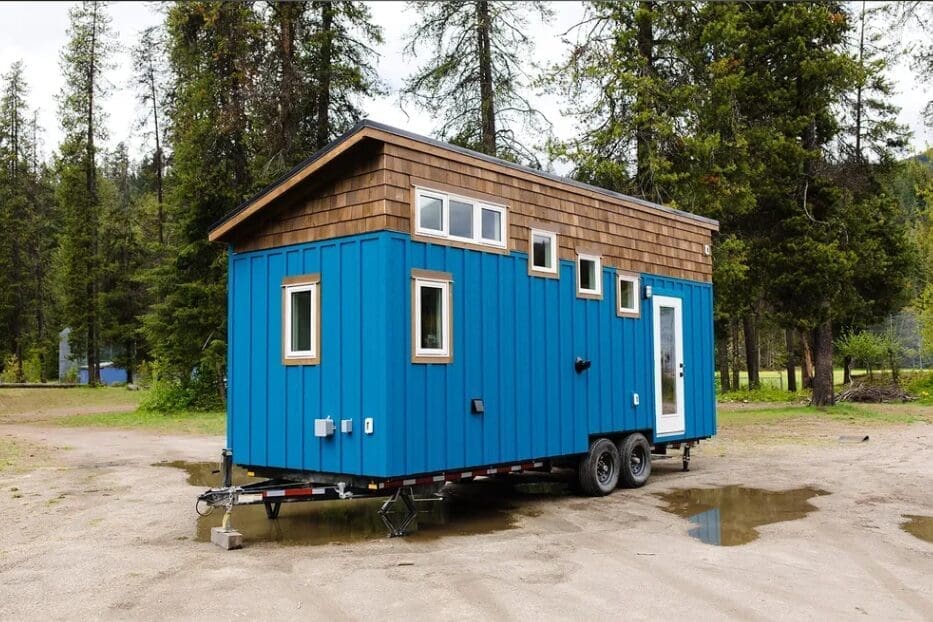 Tiny Homes for Sale in BC 7 image 1